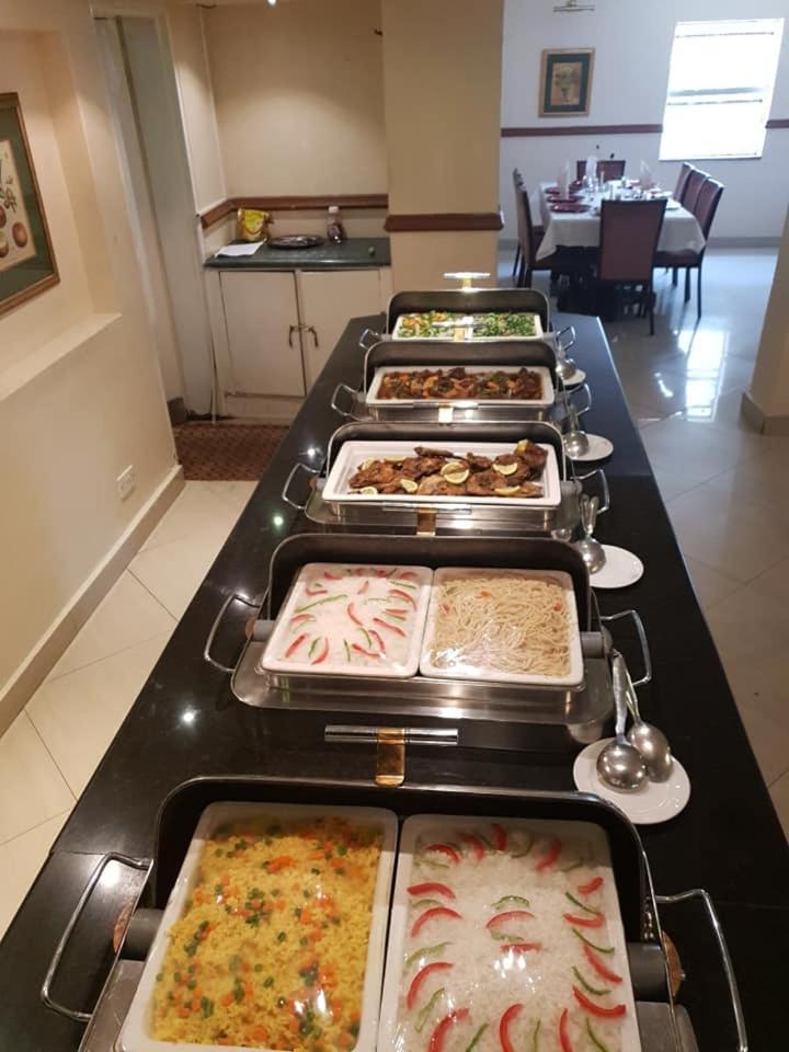 Hotel Victoria 布兰太尔 外观 照片